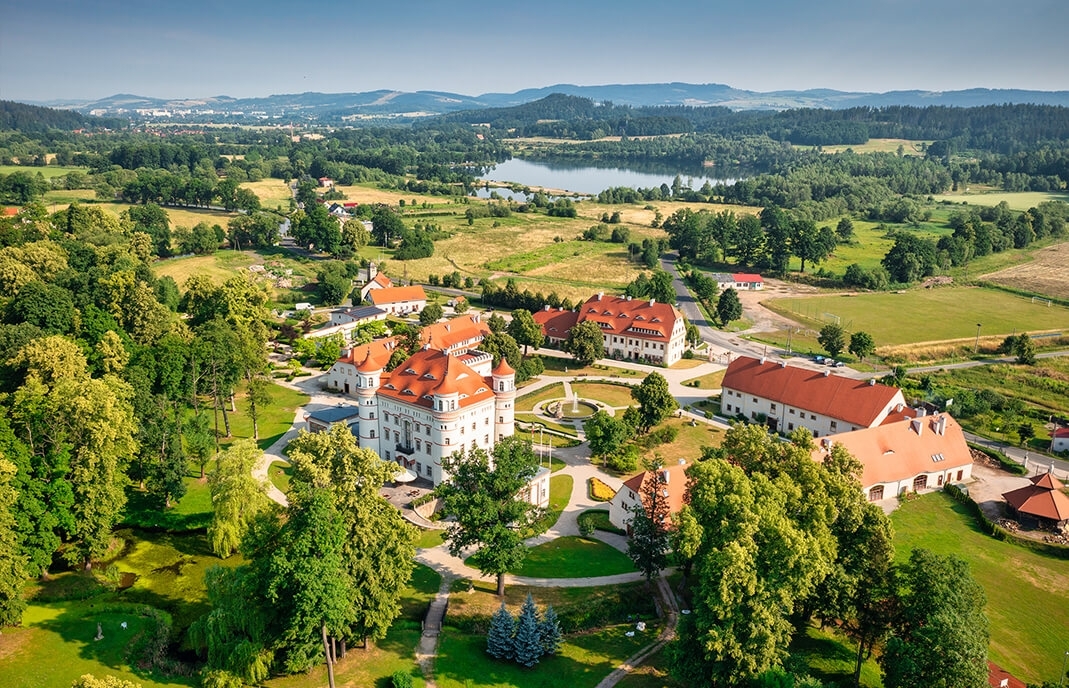 Image of Lot helikopterem nad zamkami Dolnego Śląska