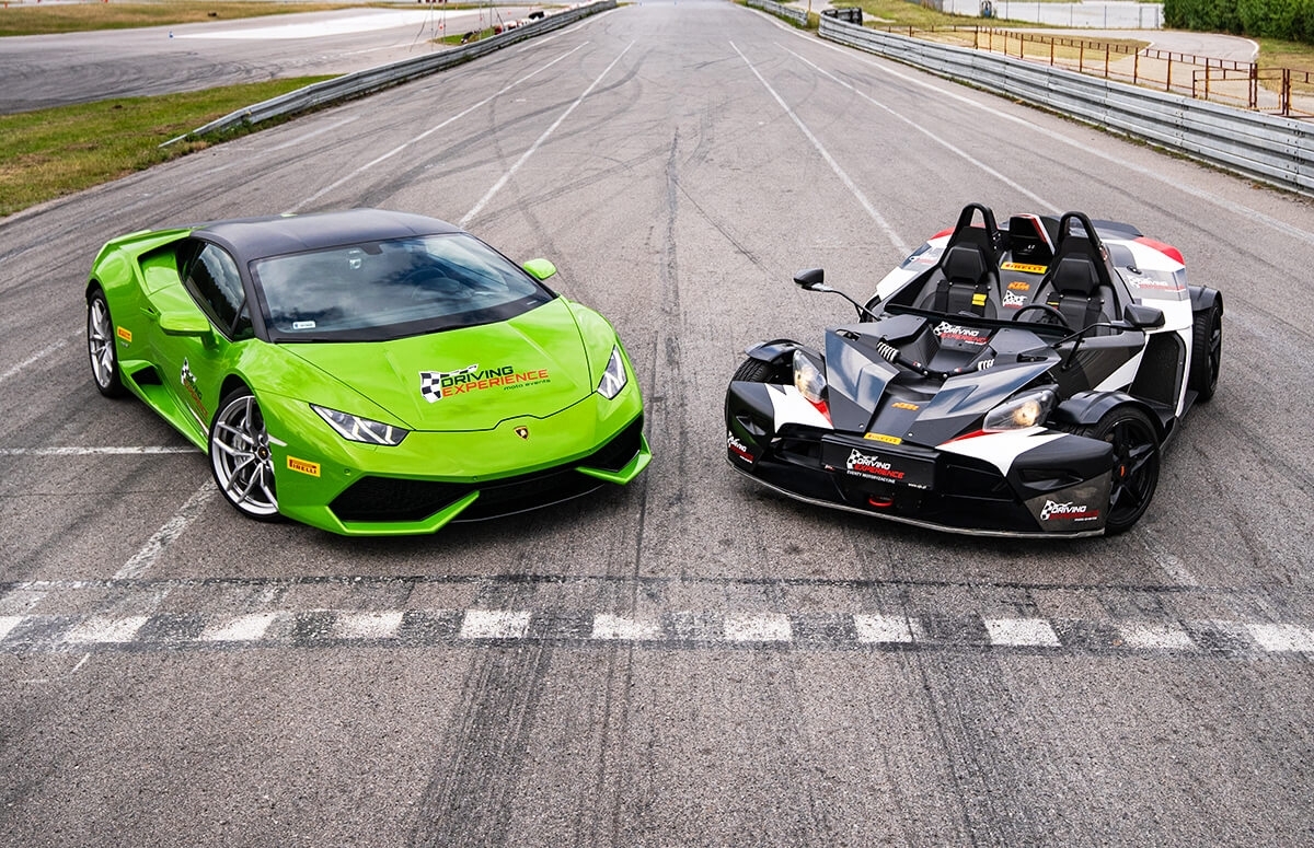 Image of KTM X-Bow vs Lamborghini Huracan
