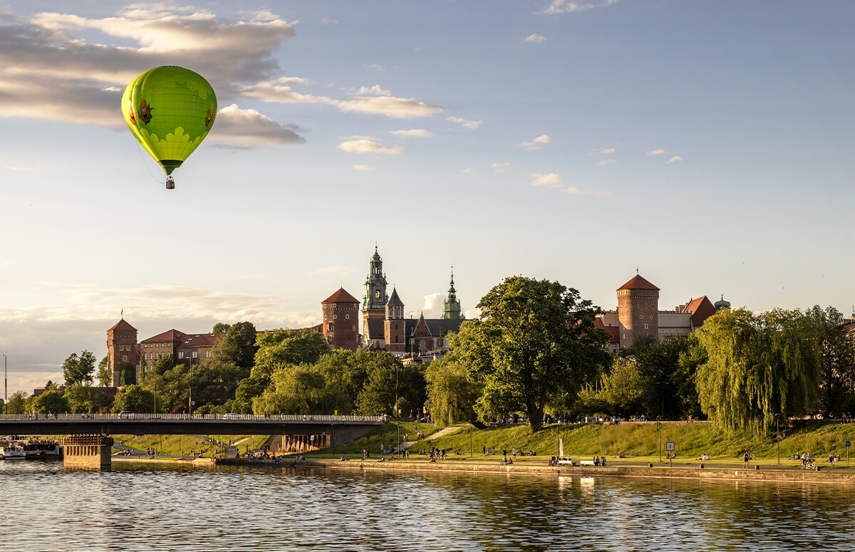 Image of Lot balonem nad Krakowem