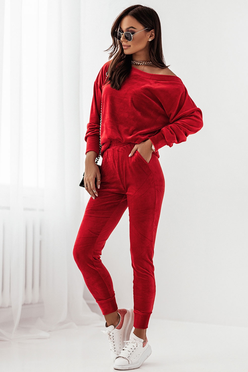 Image of Welurowy Komplet Bluza i Spodnie - Czerwony
