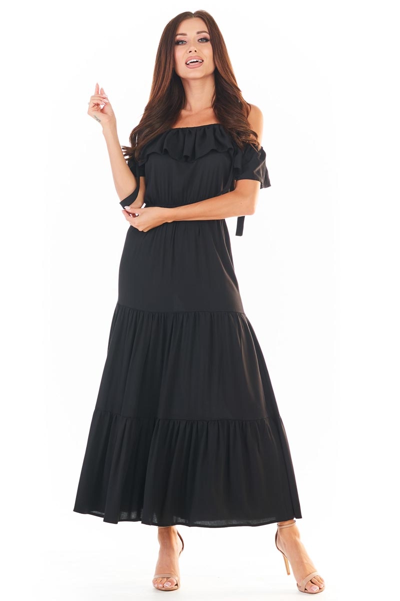 Image of Czarna Długa Sukienka w Hiszpańskim Stylu