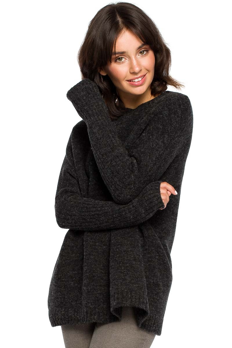 Image of antracytowy oversizowy sweter z niewielką stójką