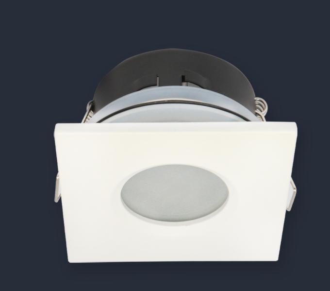 Oprawka halogenowa sufitowa wodoodporna, kwadratowa, stała, odlew - biały matowy