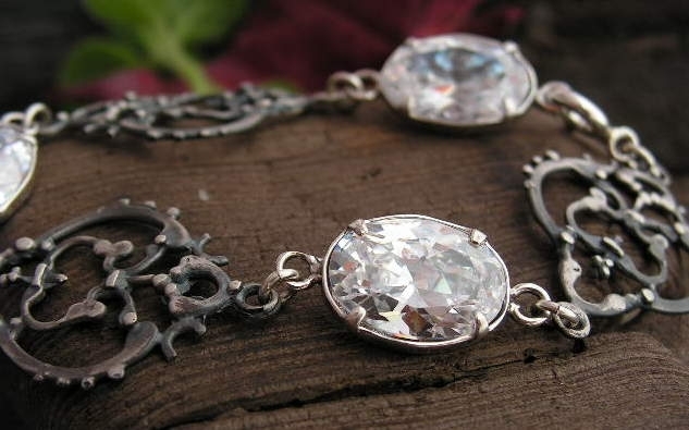 Image of RIVOIRI - srebrna bransoletka z kryształem Swarovskiego