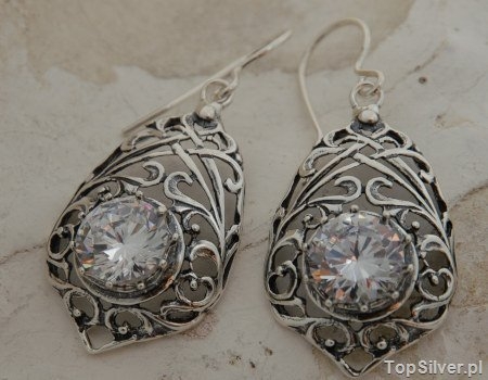 Image of ARCONA - srebrne kolczyki z kryształem Swarovskiego