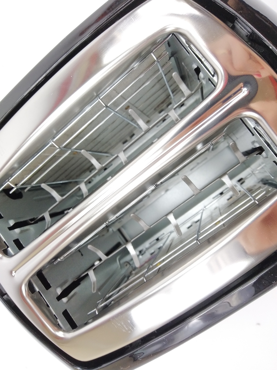 Toster Russell Hobbs 22601-56