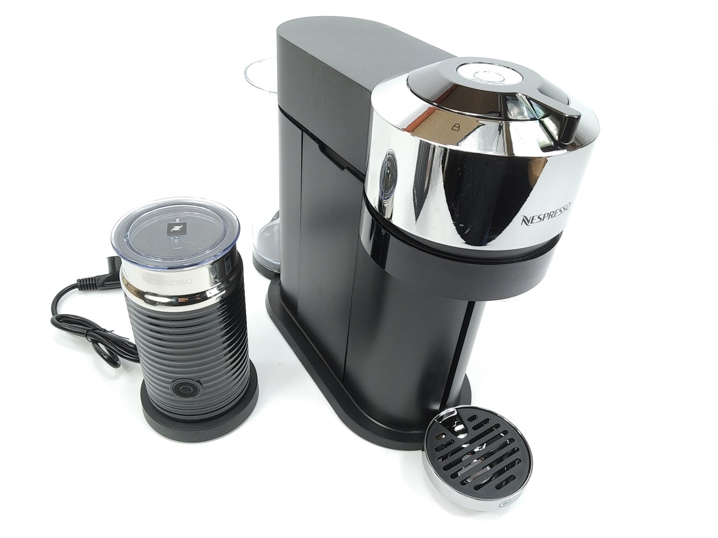Ekspres na kapsułki NESPRESSO Krups Vertuo Next ENV 120.CAE