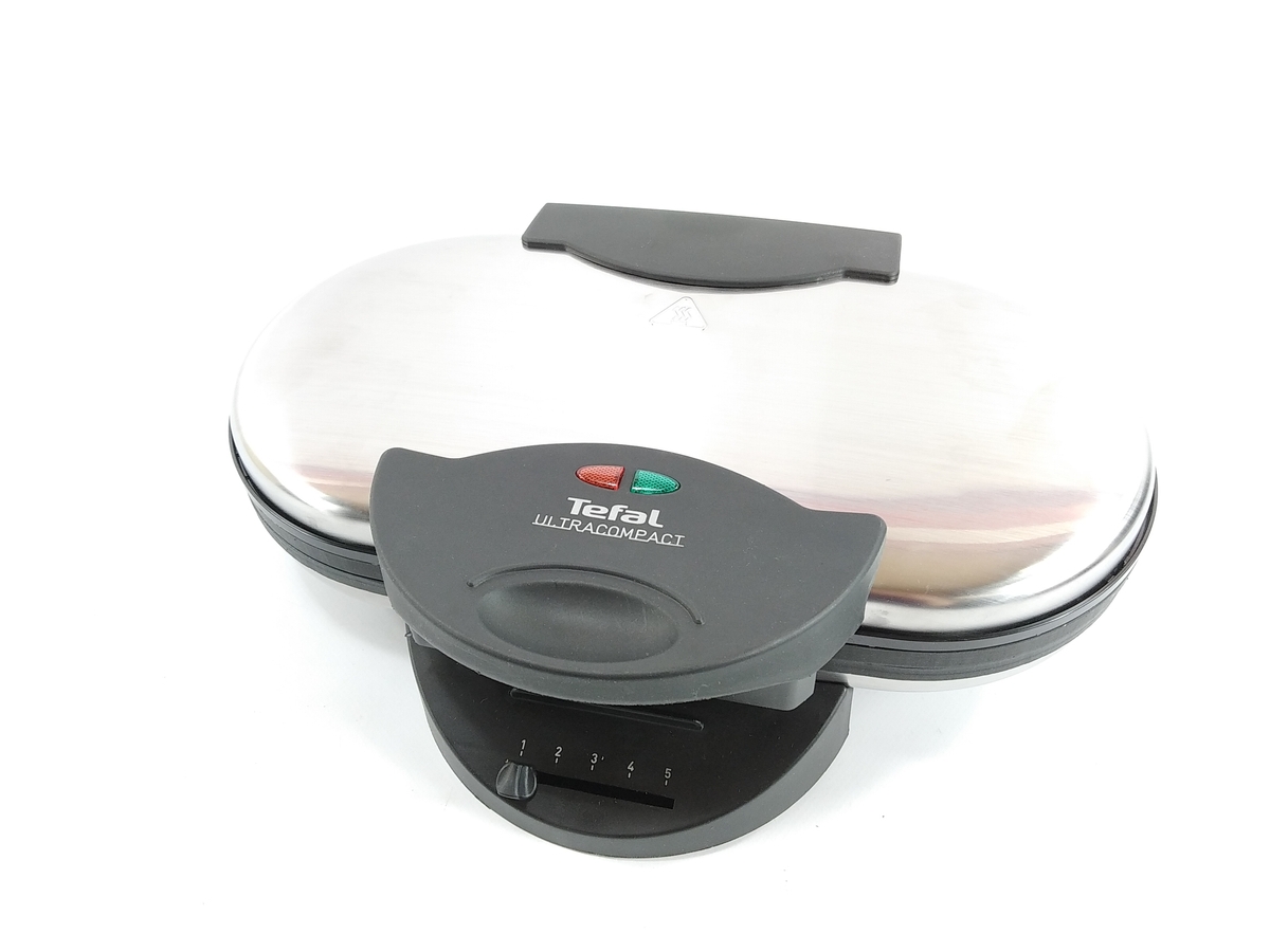 Gofrownica TEFAL WM311D