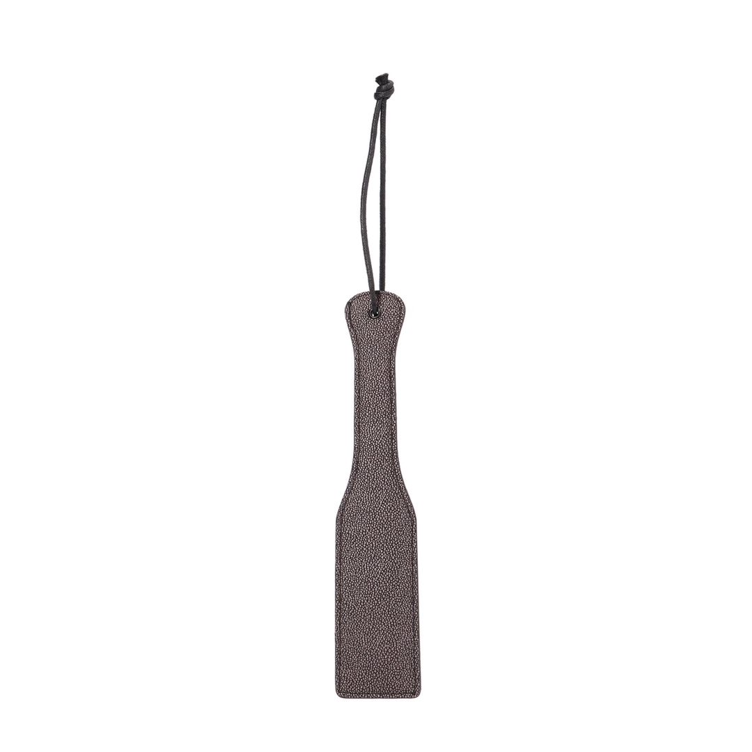 Ouch! Paddle – skórzane wiosło z metalowymi detalami i liną, ergonomiczny uchwyt