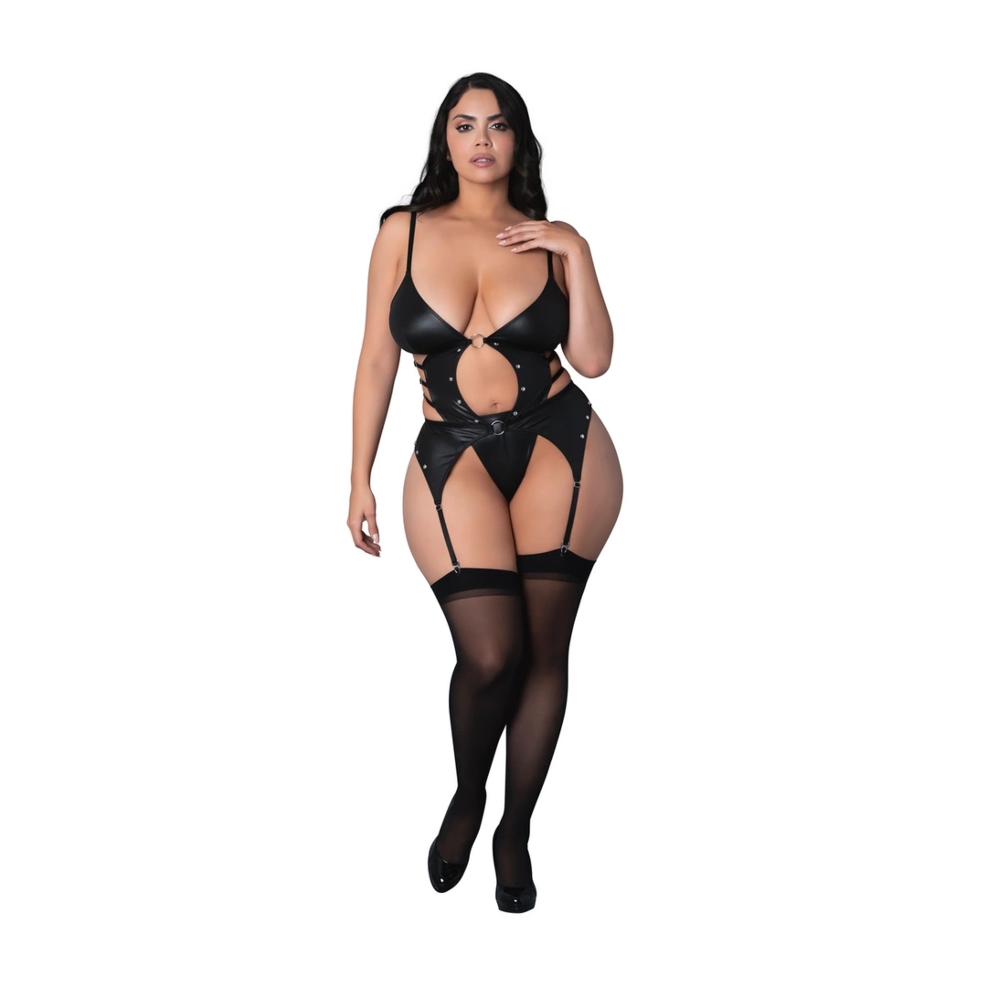Magic Silk Kira 2XL baskinka otwarta z podwiązkami i stringami, czarna, połysk, metalowe detale