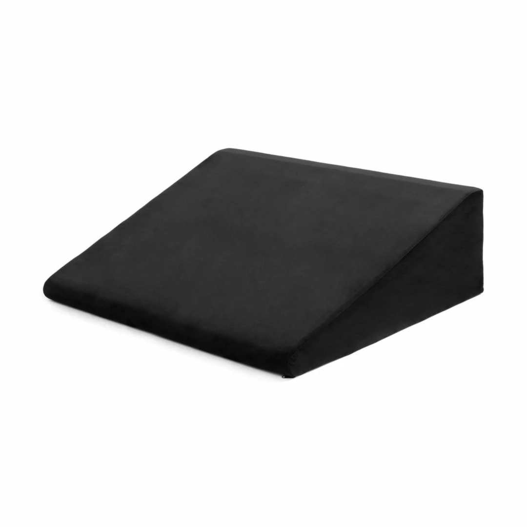 Bedroom Fantasies The Boost – czarna poduszka pozycjonująca trójkątna, ergonomiczna i kompaktowa