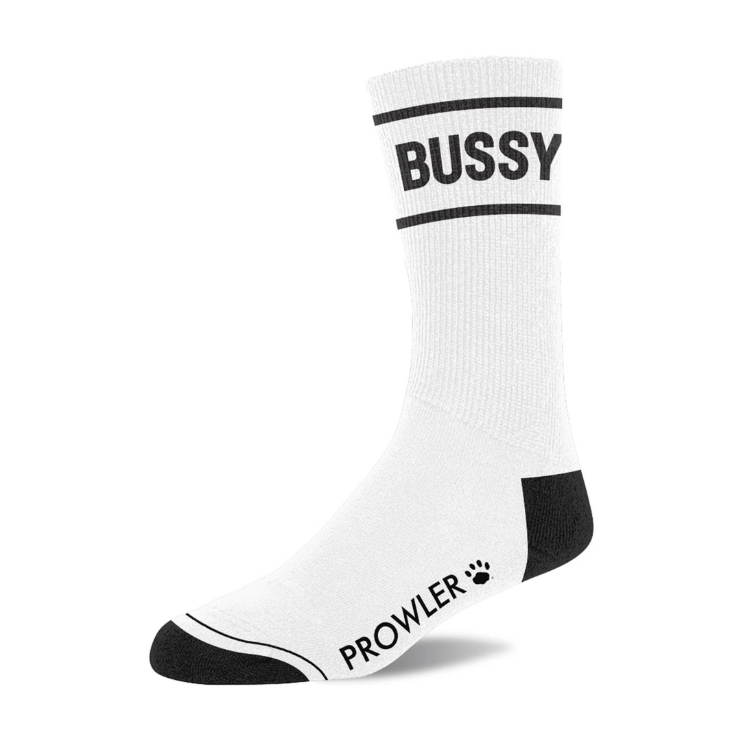 Prowler Red Skarpety Bussy białe z czarnymi detalami i napisem, uniwersalne, logo łapy