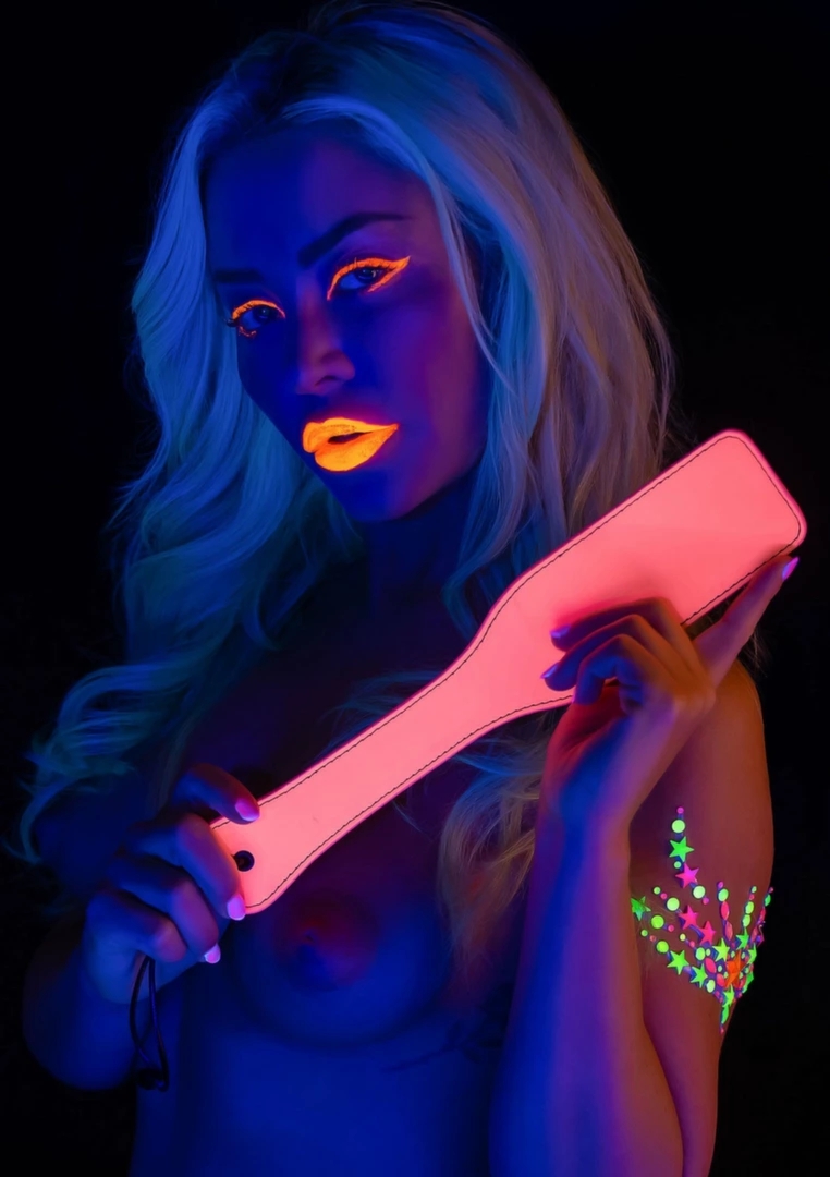 TABOOM Paddle Glow In The Dark fluorescencyjna płetwa z eko-skóry, świecąca, ergonomiczna