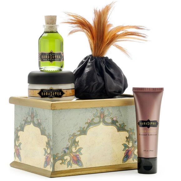 SexShop - Zestaw akcesoriow erotycznych - The Bedside Box