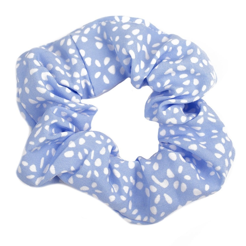 Image of GUMKA DO WŁOSÓW scrunchie BŁĘKITNA kropki FROTKA