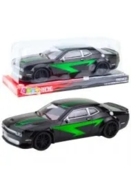 Terenówka z napędem i błyszczącą karoserią