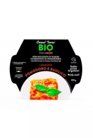 Lasagne z pomidorami i bazylią