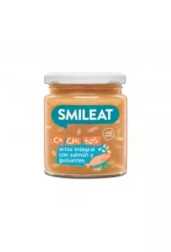 Słoiczek z ekologicznymi małymi kawałkami grochu i łososia po 10 miesiącu