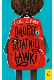 Chłopiec z ostatniej ławki