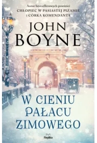 W cieniu Pałacu Zimowego