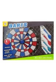 Dart z kolorową tarczą i czterema rzutkami