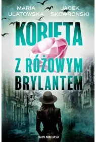 Kobieta z różowym brylantem
