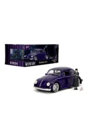 Auto Volkswagen Beetle 1:24 z figurką Wednesday