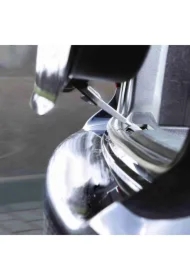 Przyrząd do chłodzenia bagażnika samochodowego