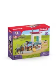 Zagroda dla koni z klaczą i źrebakiem Horse Club