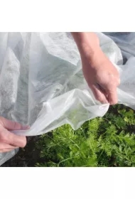 Agrowłóknina wiosenna 17g 3,2x100 m biała