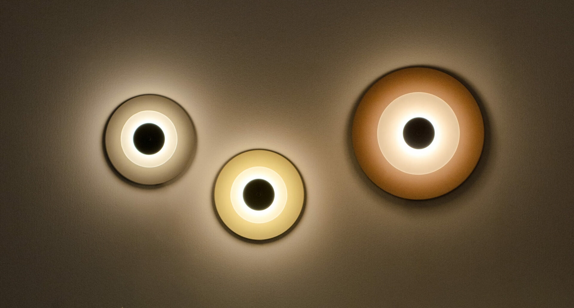 AEROPLAN LoftLight kinkiet - 47cm - Pearl Beige Anode