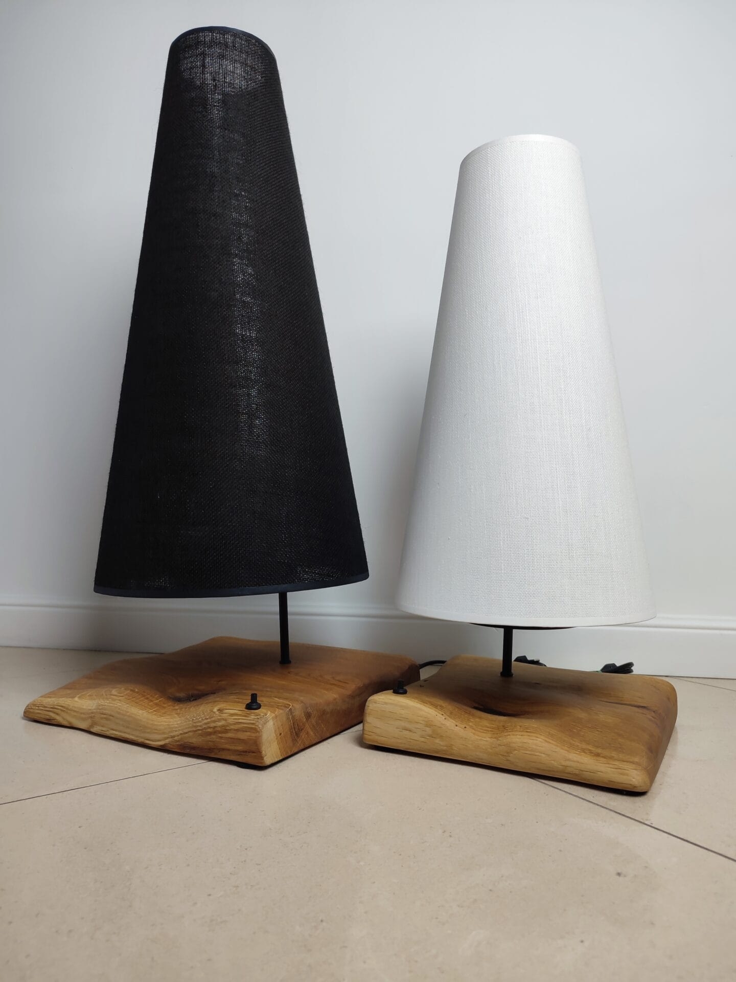KRASNAL WOOD HPlampy drewniana lampa stołowa - Średni , Czarny