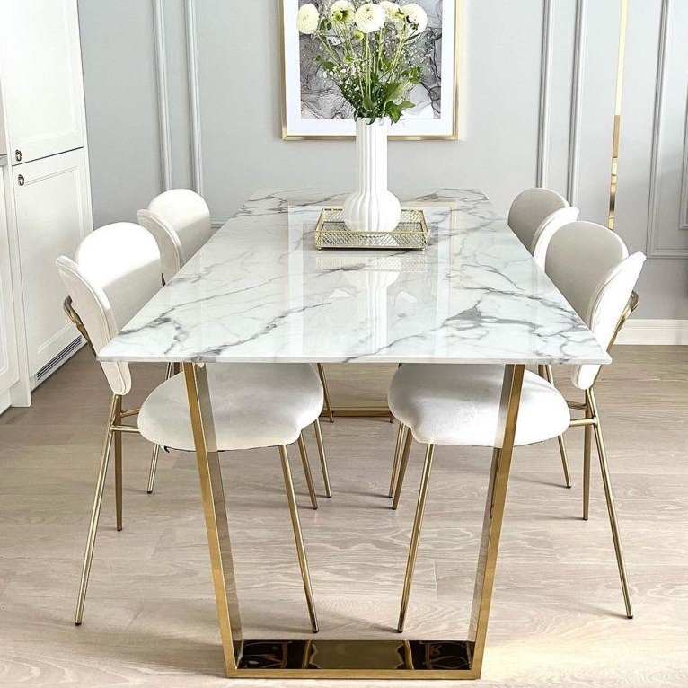 Stół jadalniany glamour na złotych płozach Madera 160 biały marmur