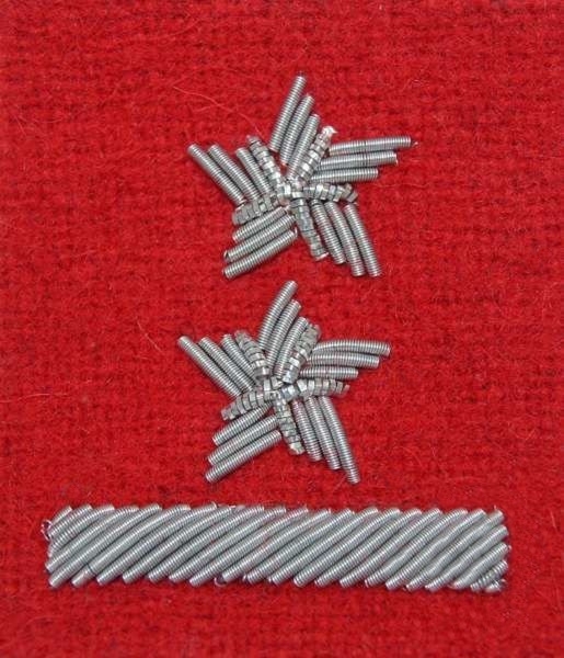 Stopień Wojska Polskiego haftowany bajorkiem do beretu szkarłatnego - podporucznik