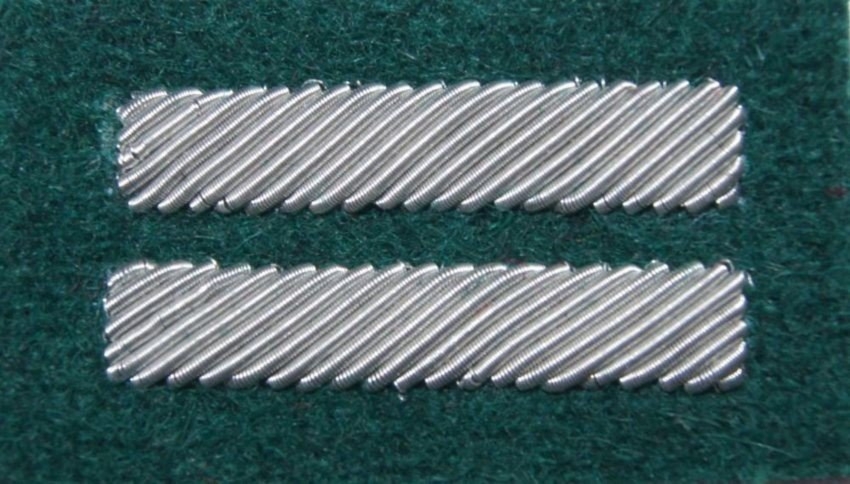 Stopień Wojska Polskiego haftowany bajorkiem do beretu zielonego - kapral