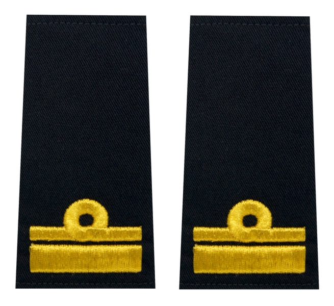 Pagony (pochewki) wyjściowe Marynarki Wojennej - komandor podporucznik