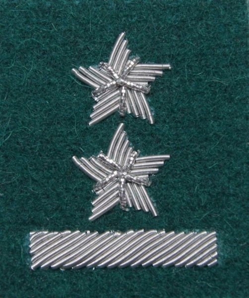 Stopień Wojska Polskiego haftowany bajorkiem do beretu zielonego - podporucznik