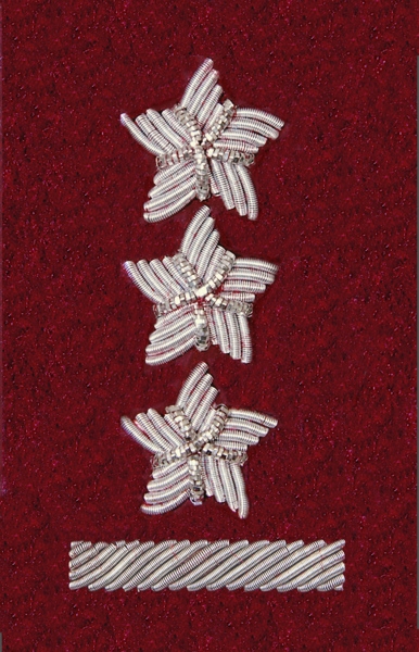 Stopień Wojska Polskiego haftowany bajorkiem do beretu bordowego (tłoczonego) - porucznik