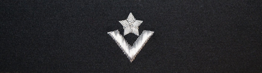 Otok czarny do rogatywki Wojska Polskiego - młodszy chorąży