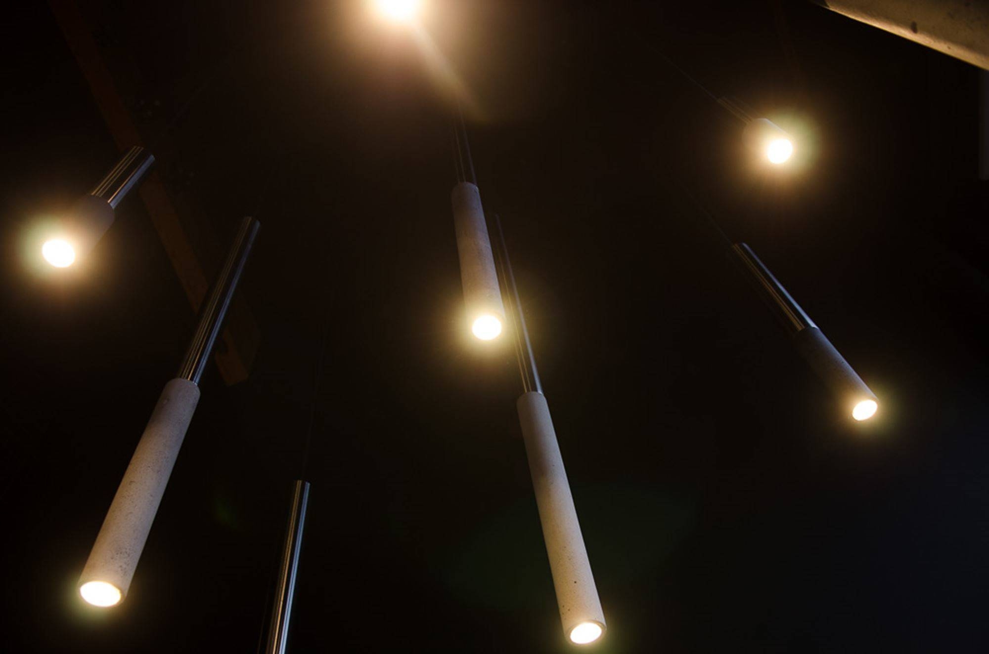 LOFTLIGHT :: Lampa wisząca Kalla Inox szara wys. 23 cm