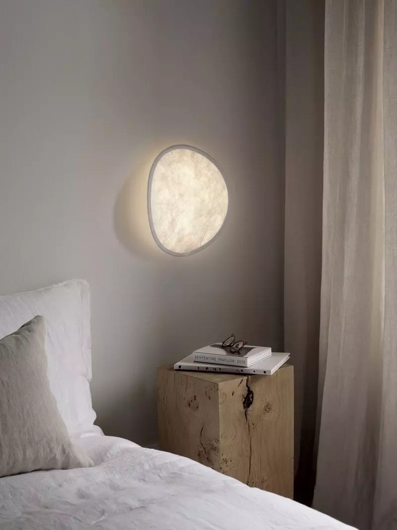 New Works :: Lampa ścienna / kinkiet Tense czarne mocowanie wys. 44 cm