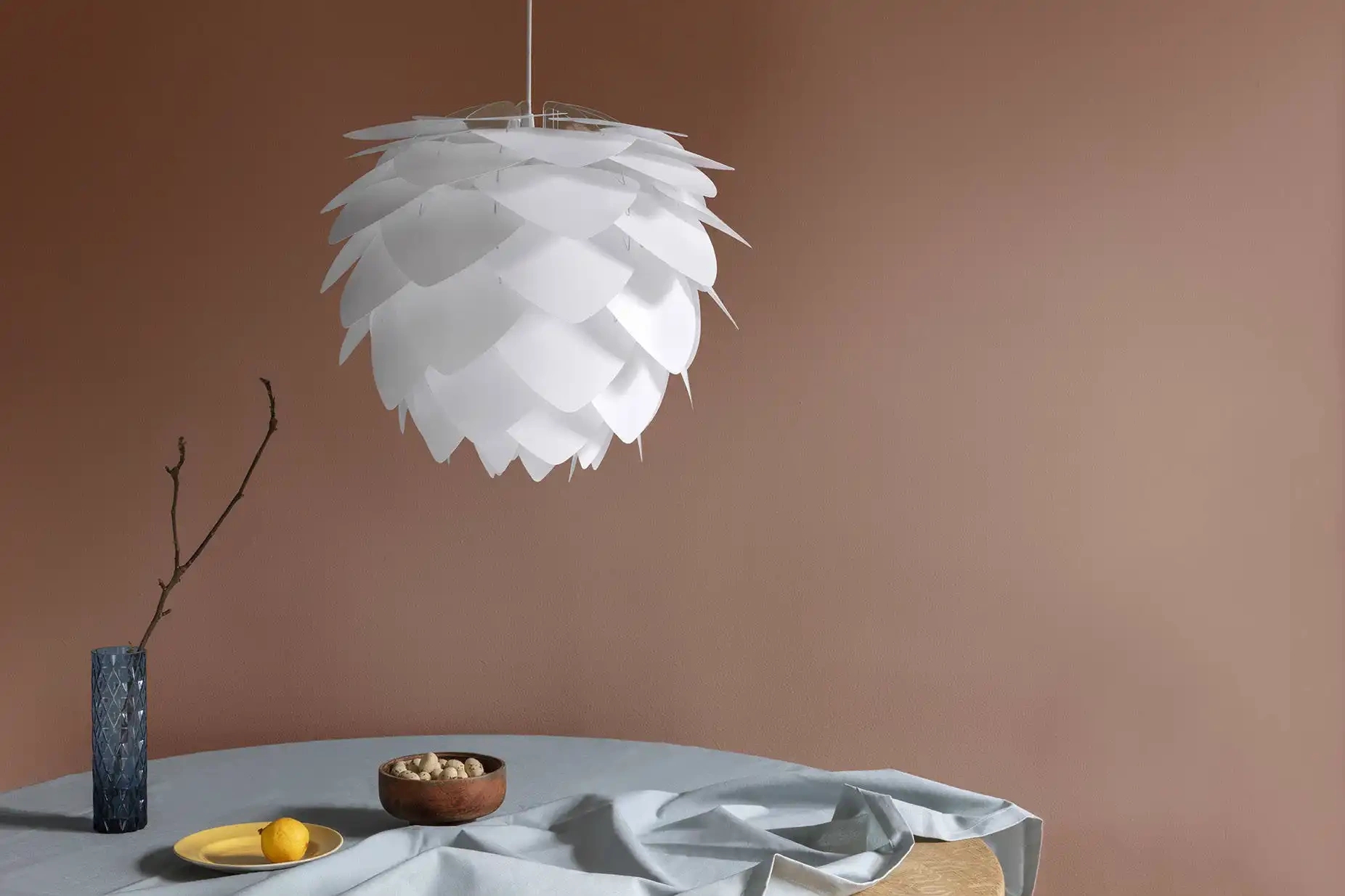 Umage  ::  Lampa wisząca Silvia biała śr. 50 cm