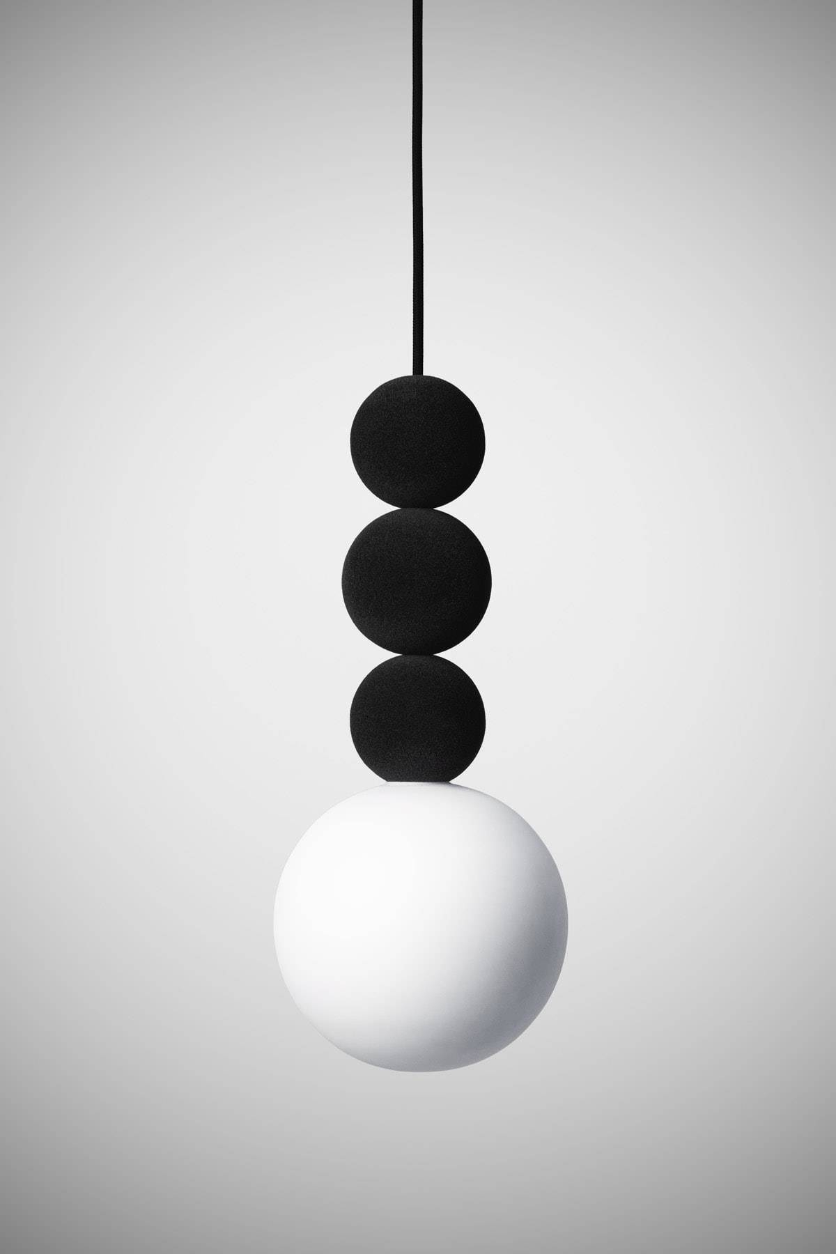 LOFTLIGHT :: Lampa wisząca Bola Bola velvet czarna wys. 25 cm
