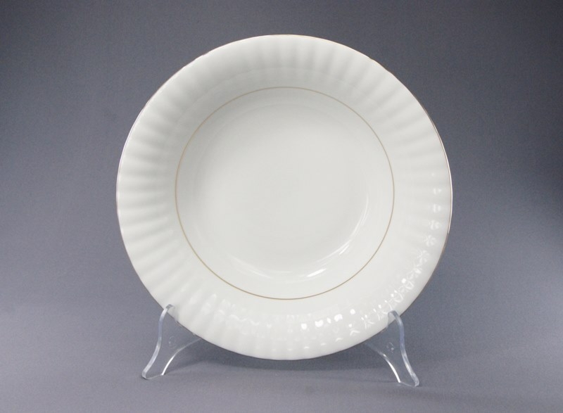 Salaterka okr�g�a 26 cm - B014 IWONA Z�ota linia