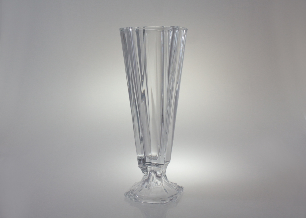 Wazon kryszta�owy na nodze 43,5 cm - METROPOLITAN (924667)