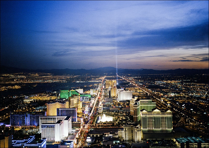 Image of Las Vegas at dusk., Carol Highsmith - plakat Wymiar do wyboru: 29,7x21 cm