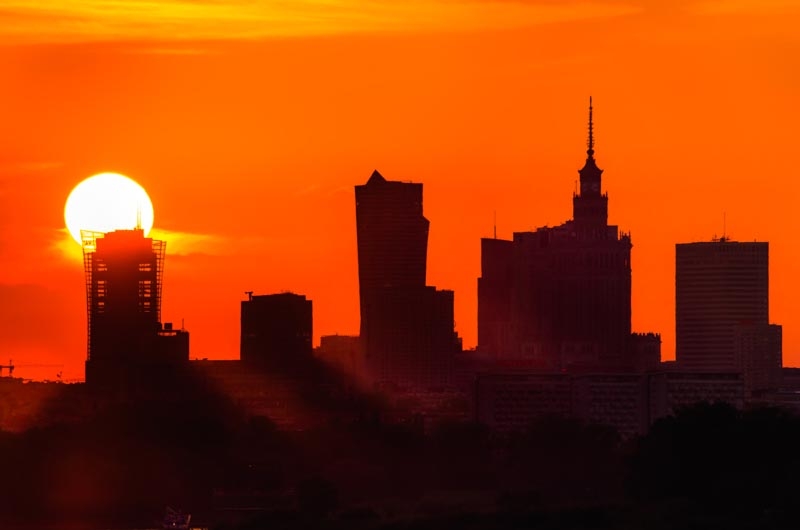Image of Warszawa Zachód słońca Wielka kula - plakat premium Wymiar do wyboru: 45x30 cm