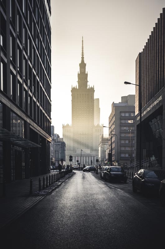 Image of Warszawa Na horyzoncie Pałac Kultury i Nauki - plakat premium Wymiar do wyboru: 100x140 cm