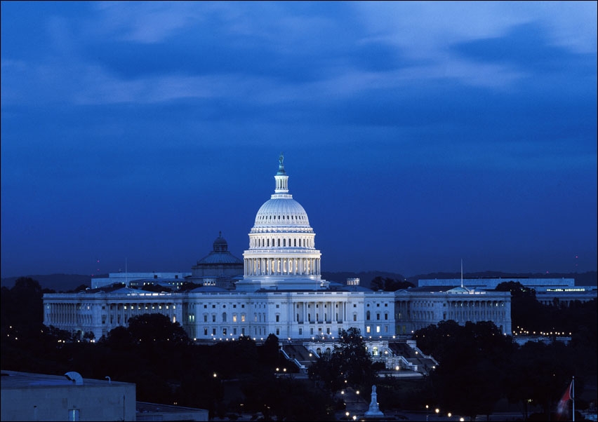 Image of Capitol Hill at night., Carol Highsmith - plakat Wymiar do wyboru: 29,7x21 cm