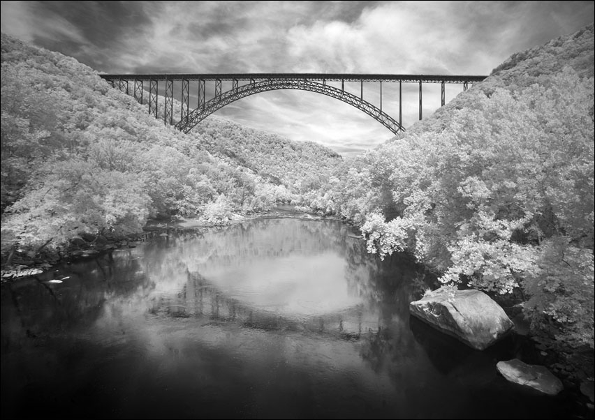 Image of Infrared-camera view of the New River Gorge Bridge in Fayette County, West Virginia., Carol Highsmith - plakat Wymiar do wyboru: 30x20 cm